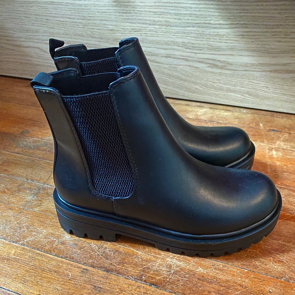 New Black Chelsea Elastic Lug Ankle Boots Bootie